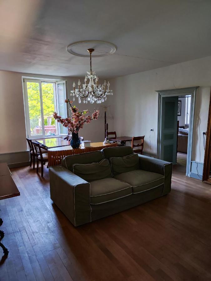 Maison Egalite Melay  Bagian luar foto